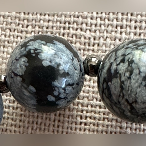 22-1/2 inch Snowflake Obsidian Gemstone bead necklace NWOT - Picture 2 of 10